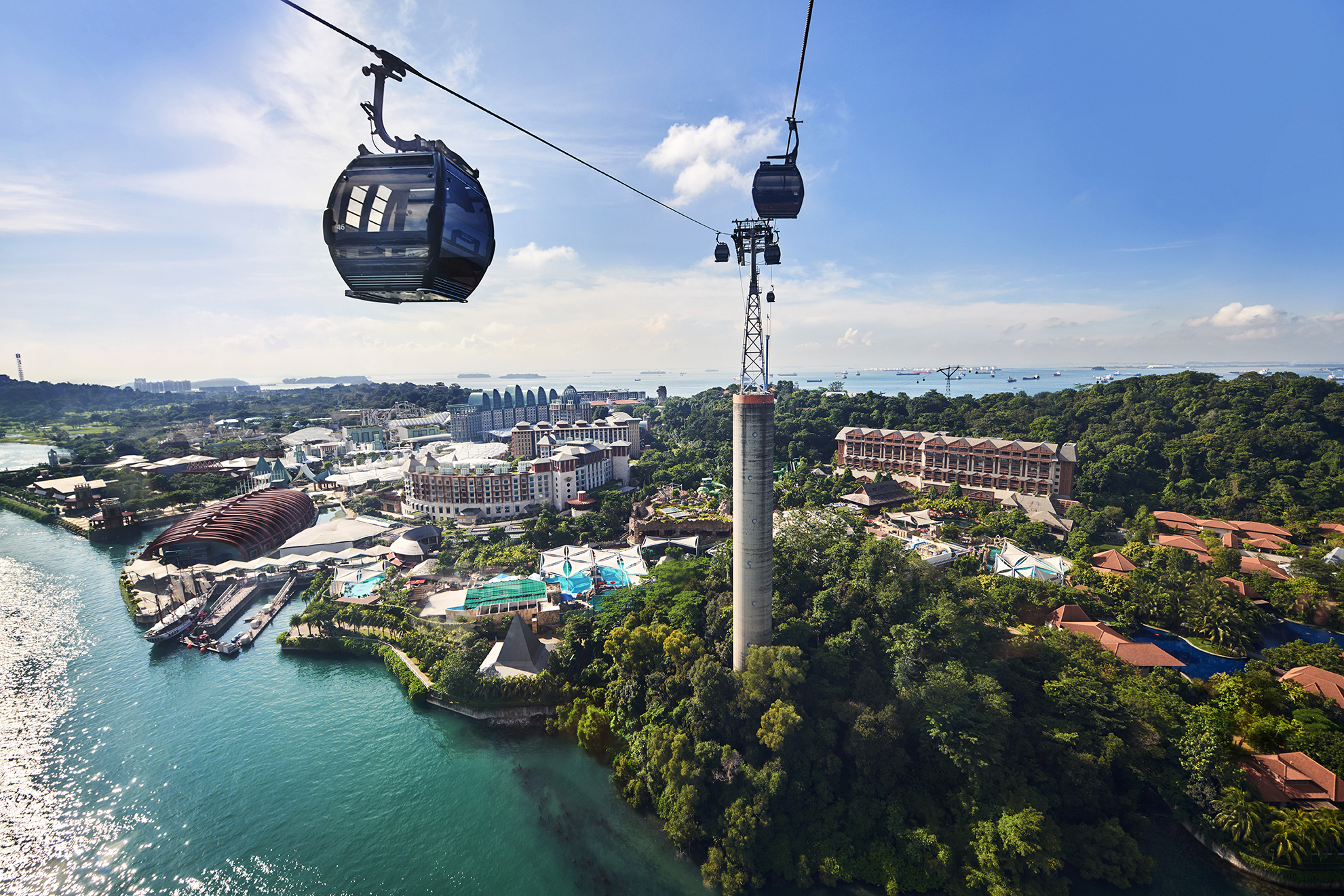 Exploring Sentosa by Cable Car